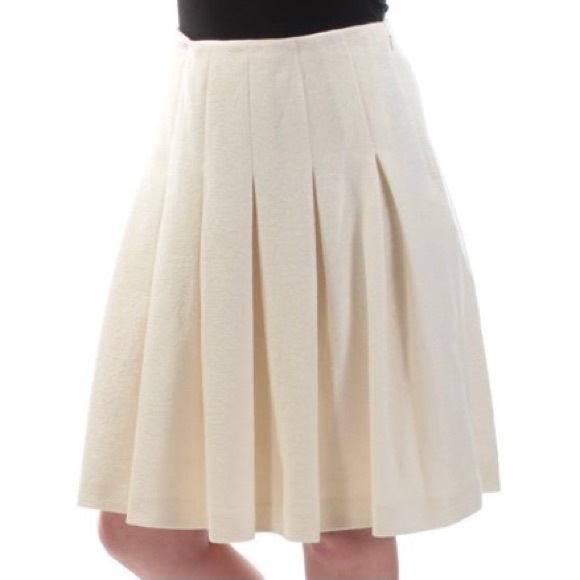 TOMMY HILFIGER Ivory Knee Length Pleated Skirt - Picture 1 of 4